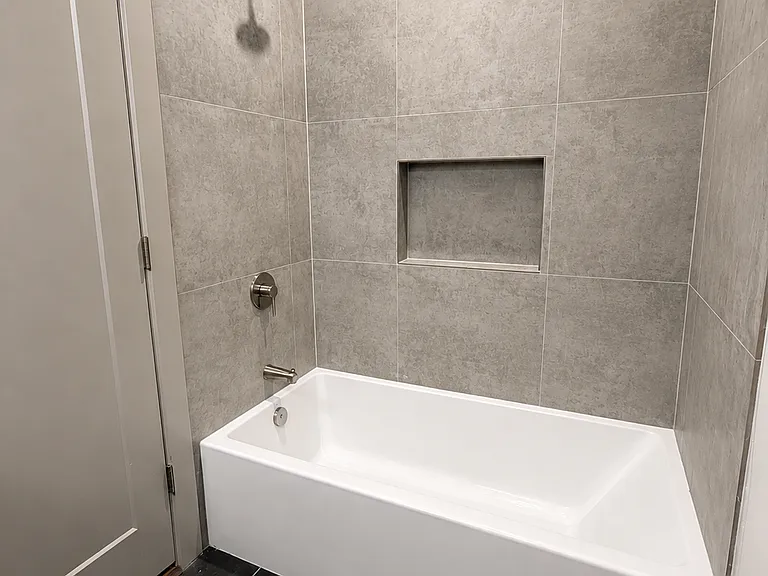 1904 W Pratt Blvd #3B — Photo 9