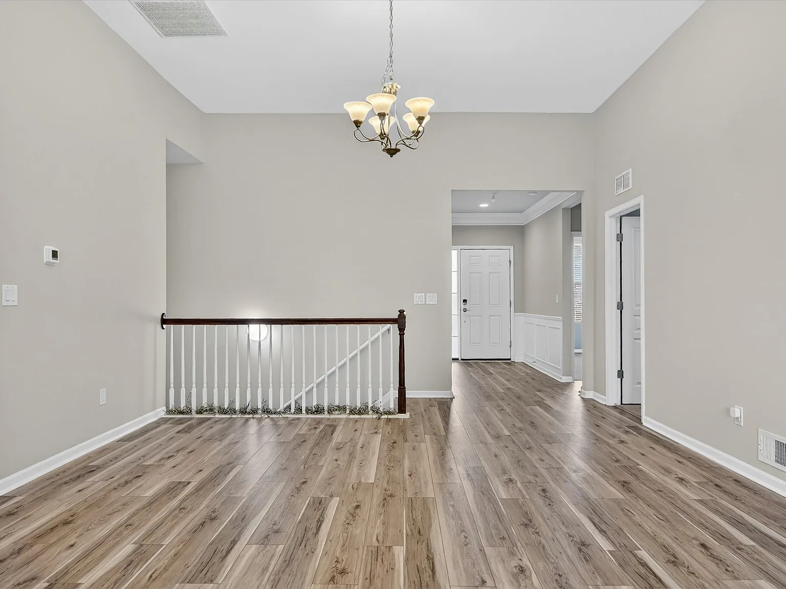 3 bed, 1753 sqft, $3,250 — Photo 2