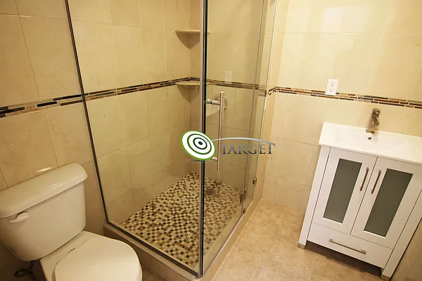 Rented by Target Realty Group | media 17