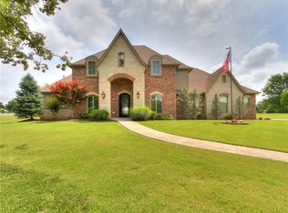 1251 Wandering Oaks Ln, Norman, OK 73026