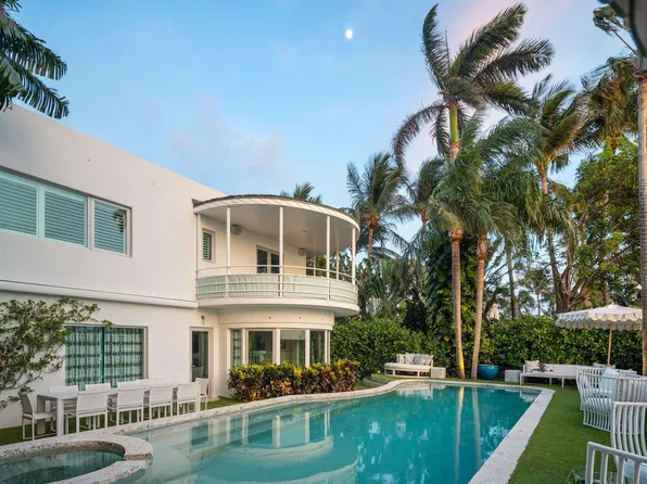 1221 N Lake Way, Palm Beach, FL 33480