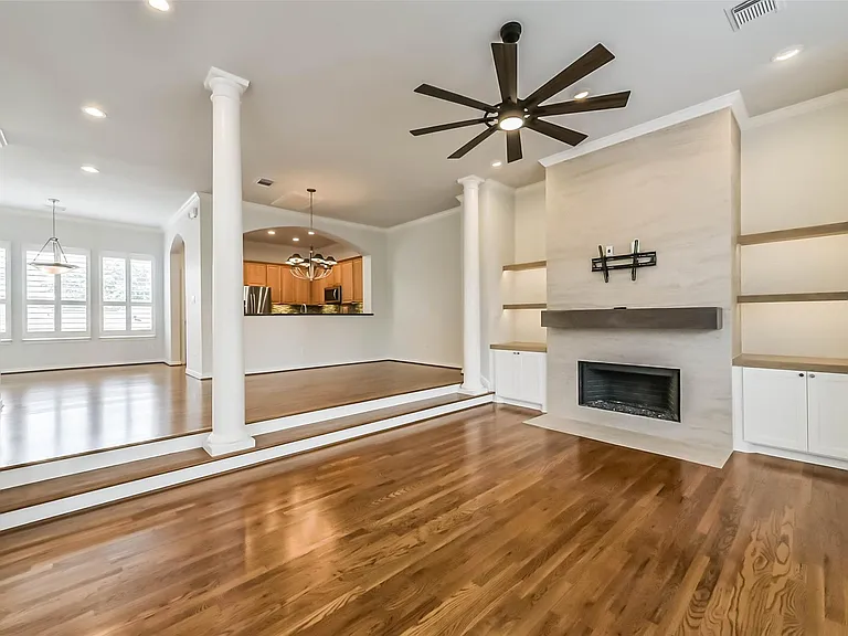 5432 Venice St — Photo 9