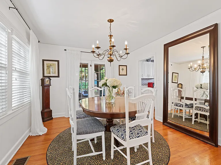 325 Greymon Dr — Photo 14