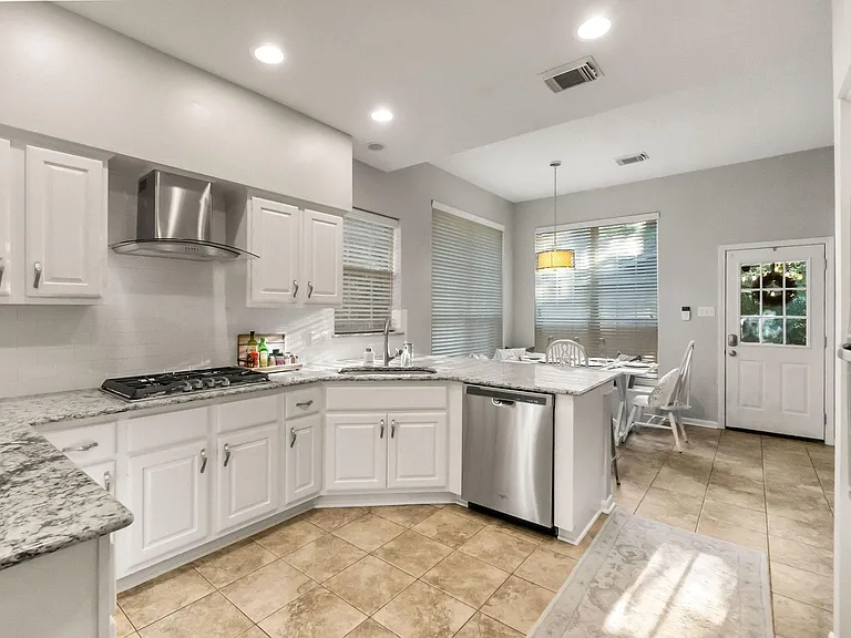 186 W Amberglow Cir — Photo 9