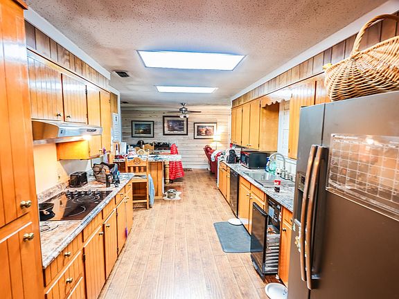 4th image of 2128 Fm 3359