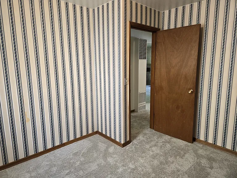 Back Bedroom looking into hallway