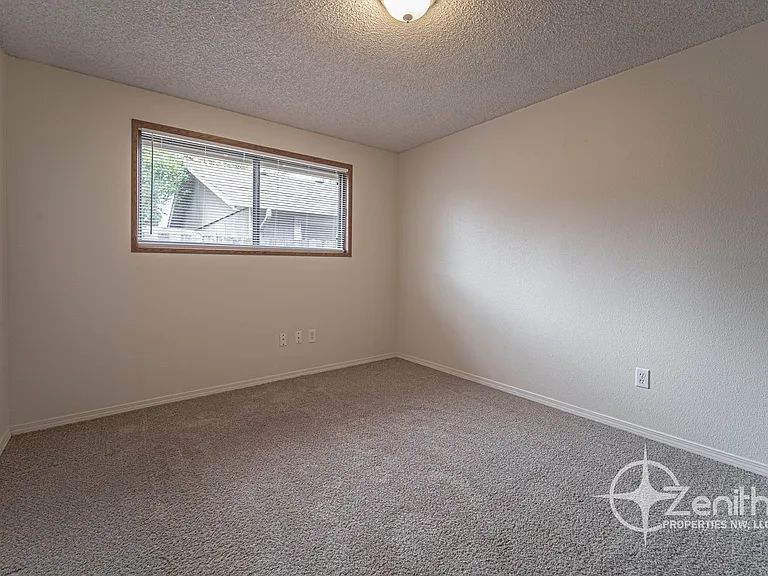 3018 NE 78th Ave — Photo 10
