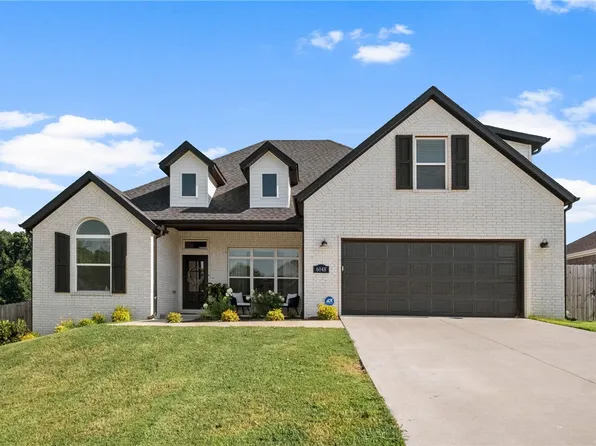 6048 W Quinn St, Fayetteville, AR 72704