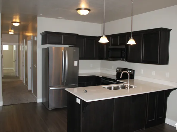 14642 S Bloom Dr W #201, Herriman, UT 84096