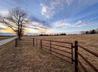 E 104th, Strafford, MO 65757