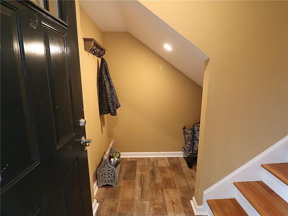 3rd image of 4141 Riverlook Pkwy SE Building 5