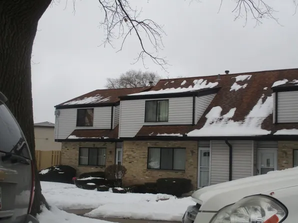 6639 N Bourbon St #54, Milwaukee, WI 53224