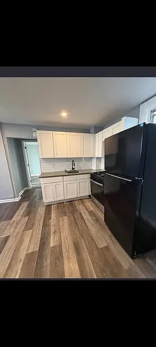 594 Christopher St #5C Photo 1