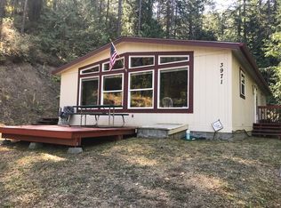 3971 Cedar Bay Rd, Loon Lake, WA 99148