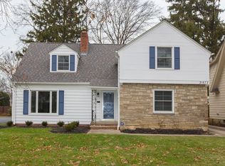 21672 Lake Rd, Rocky River, OH 44116