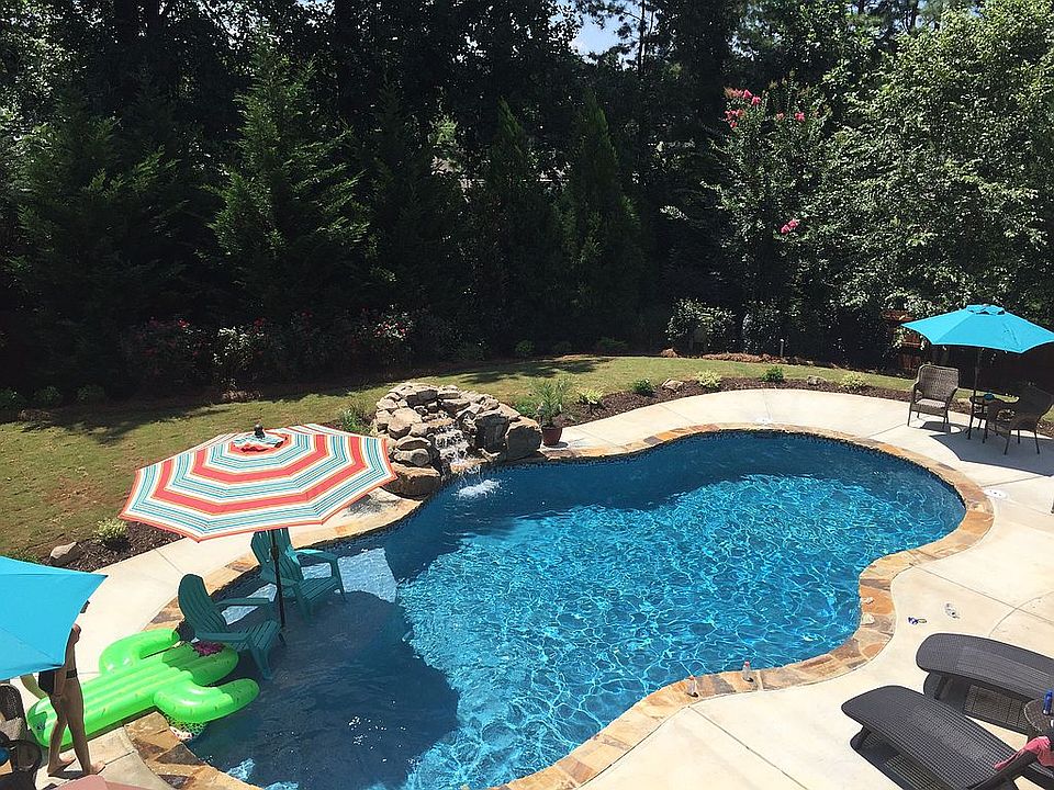 1st image of 4445 Crossland Dr
