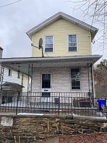 318 13th Ave Photo 1