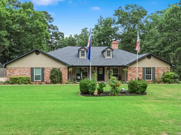 194 Cedar Springs Rd, Longview, TX 75605
