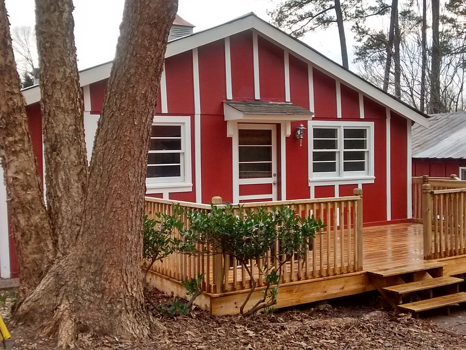 Exterior of apartment