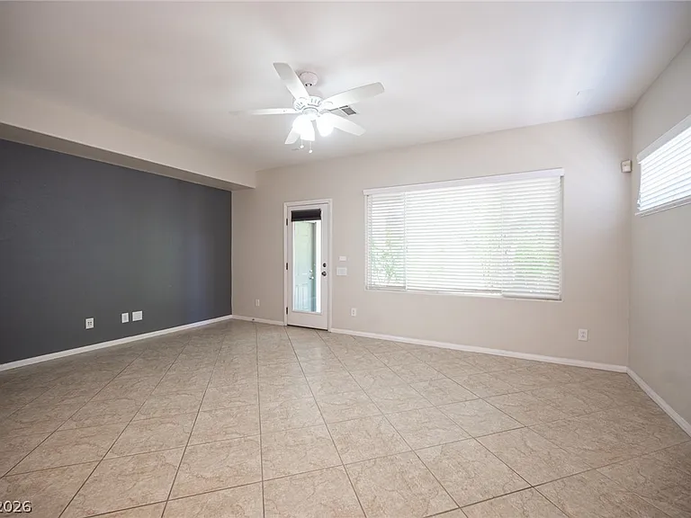 10474 Howling Coyote Ave — Photo 22