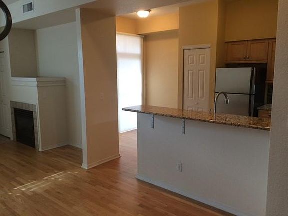 Breakfast nook off kitchen