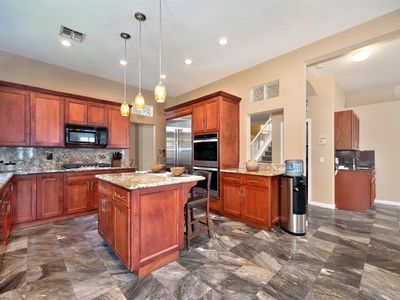 8460 Saint Arvant Ct, Elk Grove, CA, 95624