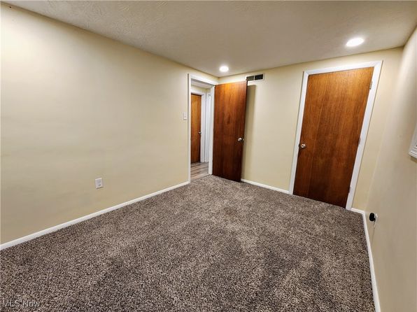 9005 Eckelberry Rd, Cambridge, OH 43725