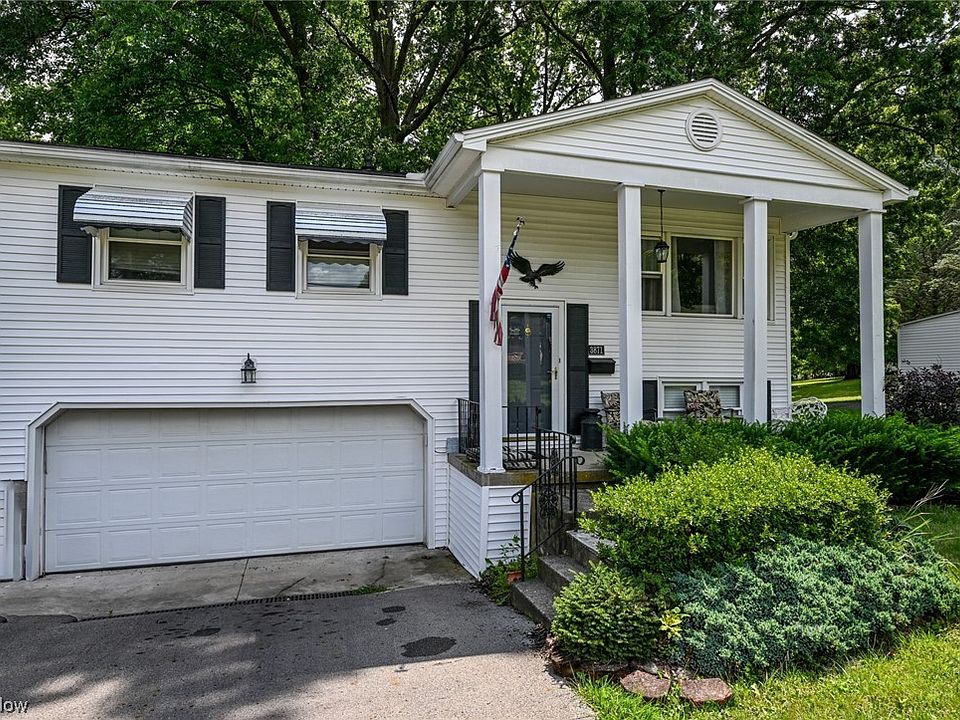1st image of 3871 S Schenley Ave