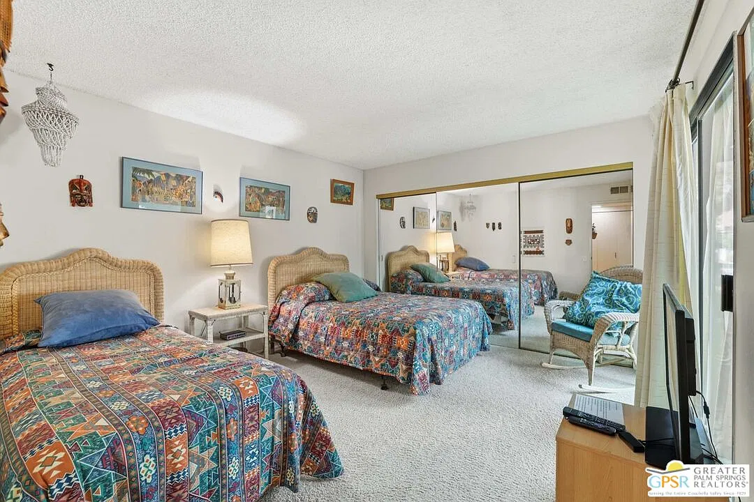 2 bed, 2.0 bath, 1252 sqft, $3,850 — Photo 4