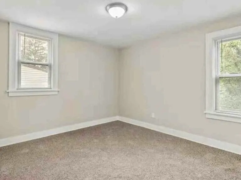 246 W Steuben St #2 — Photo 8