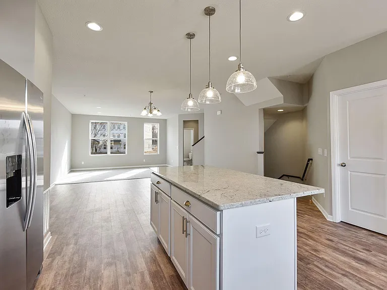5182 Hampton St NE — Photo 15