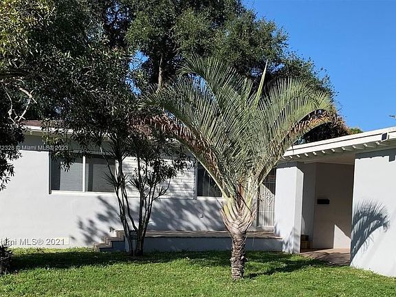 2nd image of 13300 NE 10th Ave
