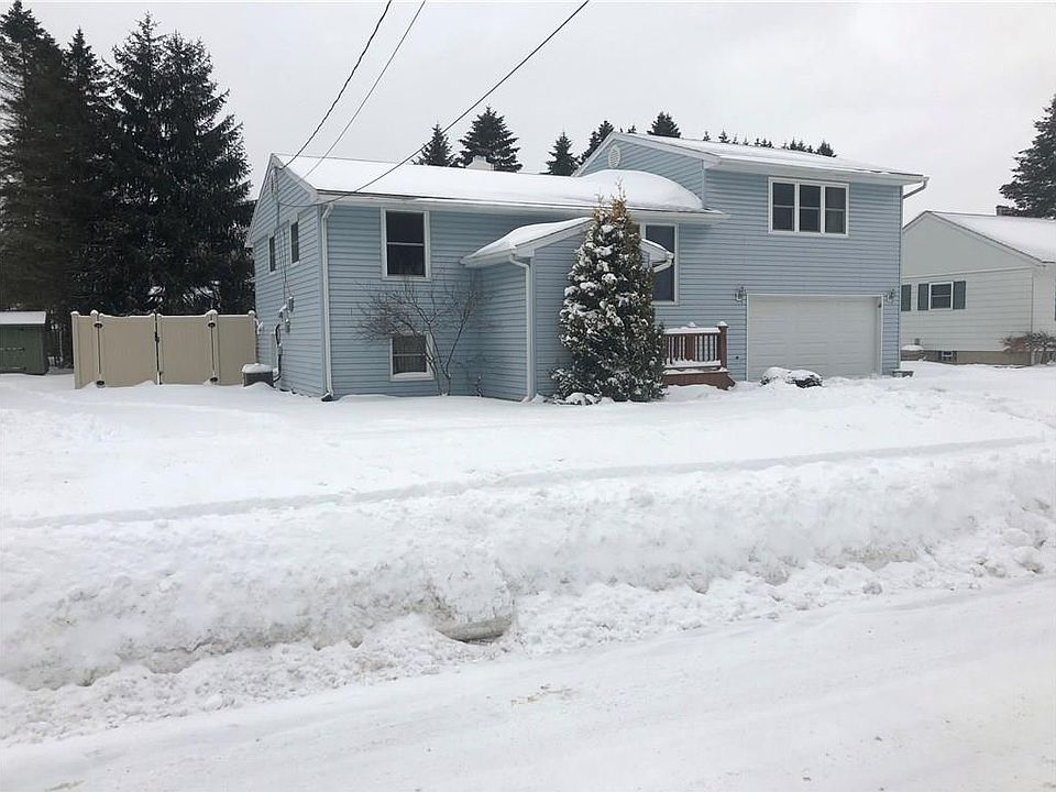 1st image of 208 Ahrens Ave
