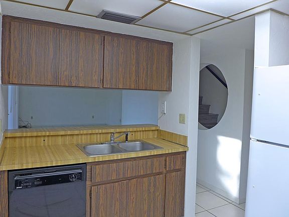 5th image of 7430 SW 59th Ave
