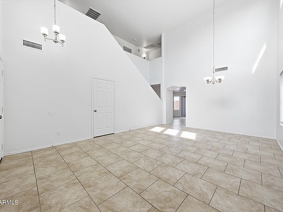 4th image of 5715 S 17TH Avenue