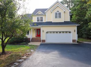 4700 Lippingham Dr, Chester, VA 23831