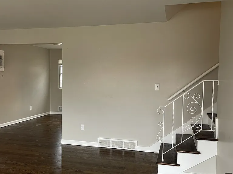 7344 Wayne Ave #2 — Photo 16