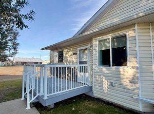 4903 E 50th St, Grimshaw, AB T0H1W0