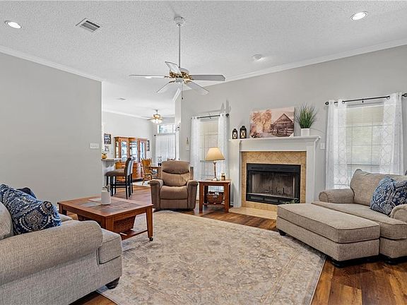 3rd image of 608 Eagles Nest Dr