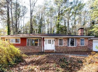 1460 Loch Lomond Trl SW, Atlanta, GA 30331