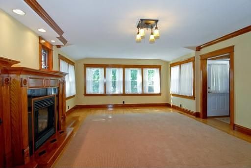 3rd image of 5334 W Cuyler Ave