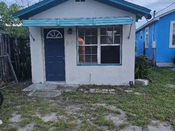 511 W Bridgers Ave #B