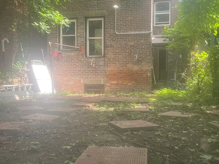 520 Madison Ave #1B — Photo 12