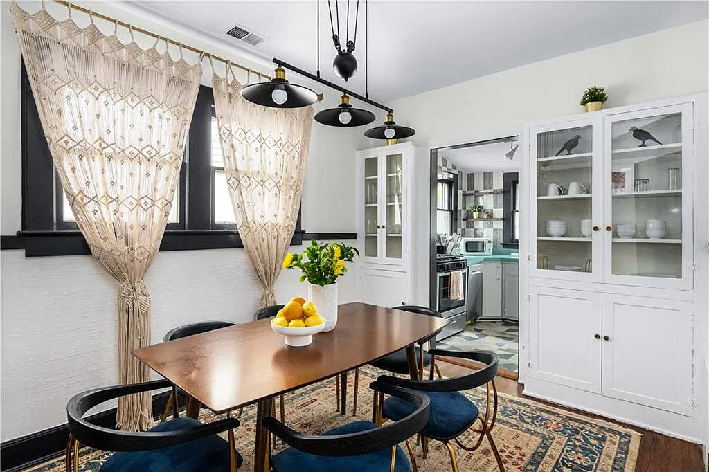 2 bed, 1.0 bath, 956 sqft, $3,650 — Photo 3