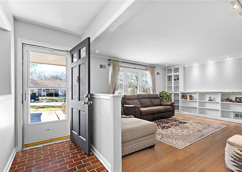 8503 Overton Dr, Raytown, MO 64138 Zillow