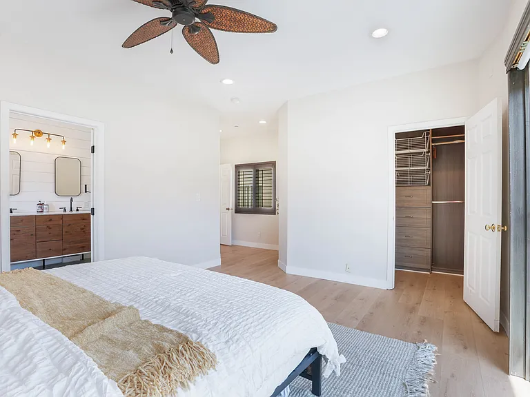 7422 Valaho Ln — Photo 25