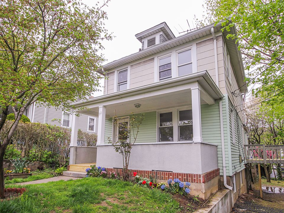 1st image of 92 N Goodwin Ave