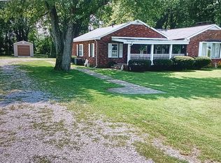 2239 E Old Terre Haute Rd, Vincennes, IN 47591