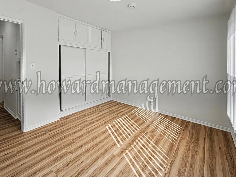 5551 Kinston — Photo 8
