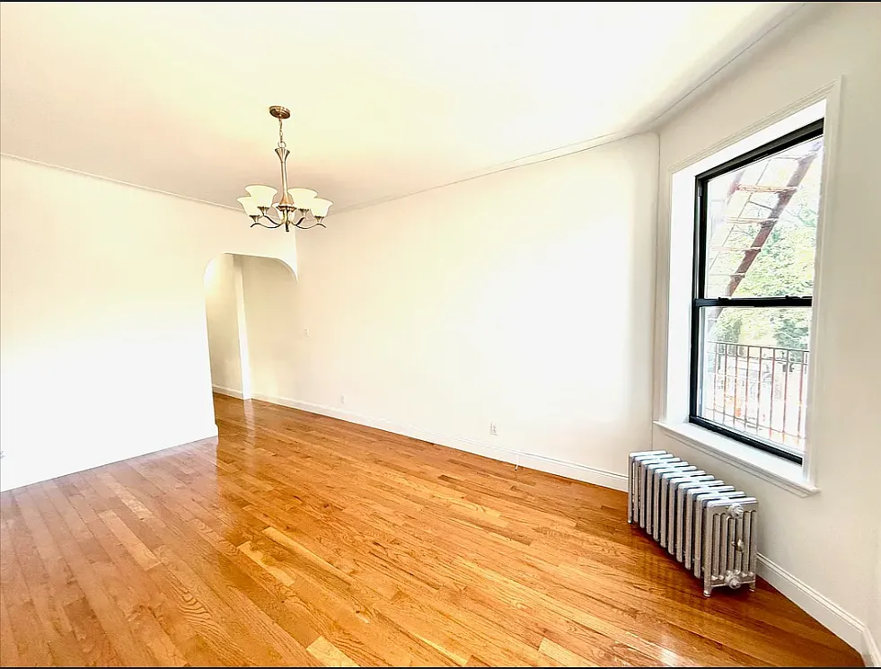 51 7th Avenue South — Photo 4
